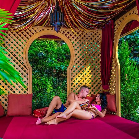 Meses Shiraz Hotel Superior-Adults Only 艾格扎洛克 外观 照片