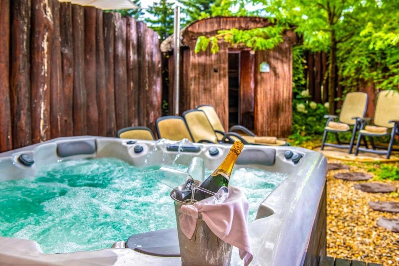 Meses Shiraz Hotel Superior-Adults Only 艾格扎洛克 外观 照片