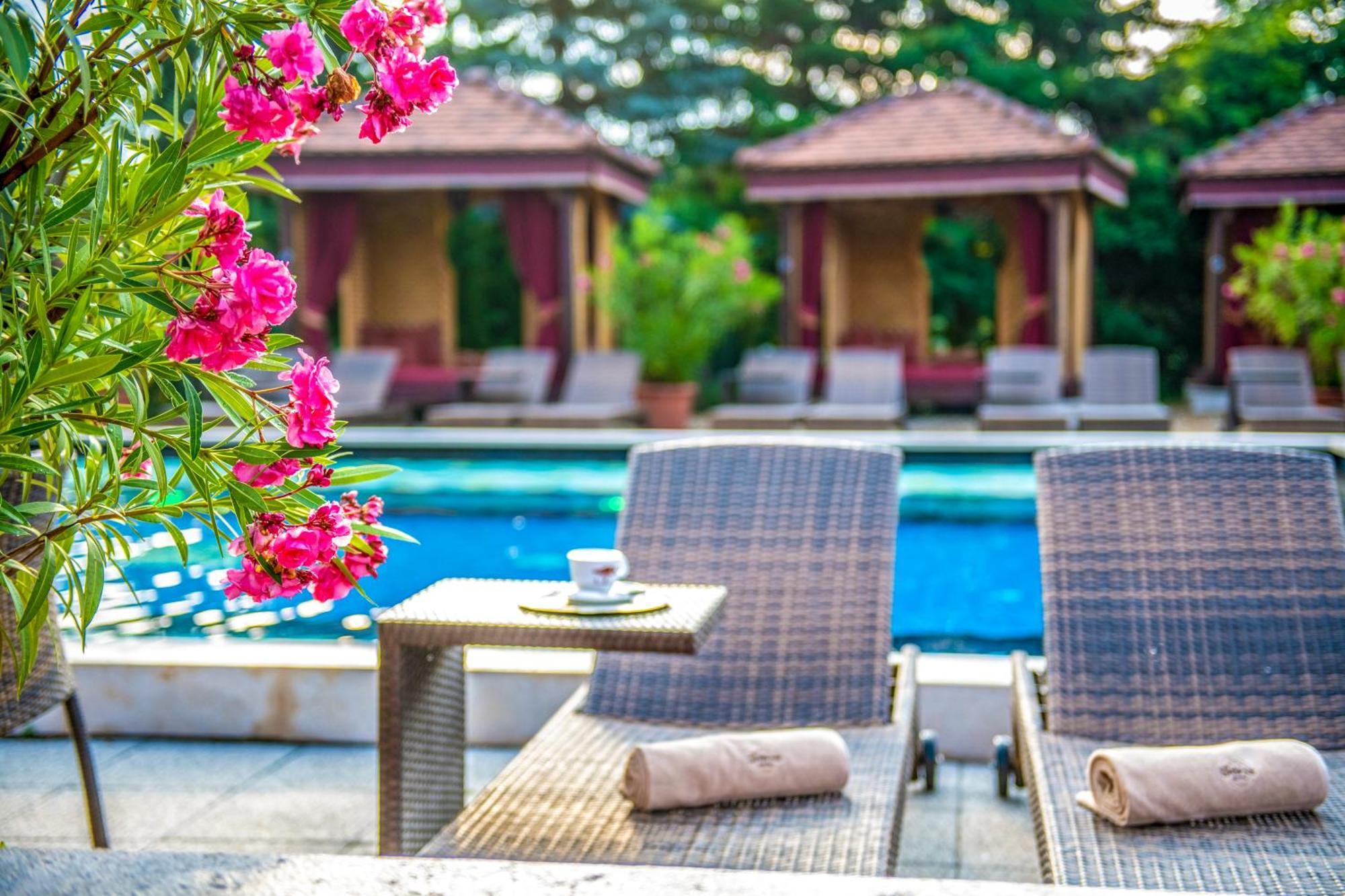 Meses Shiraz Hotel Superior-Adults Only 艾格扎洛克 外观 照片